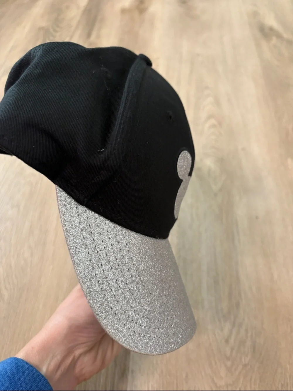 ✨ NEW Disney Mickey Mouse Glitter Baseball Cap - Jerry Leigh Adult  vacation